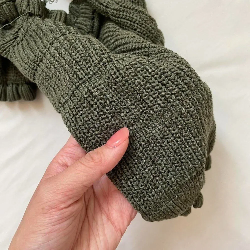 Crotchet Dark Green Off the Shoulder Crop top